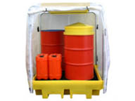 Quadruple containment bund with cover